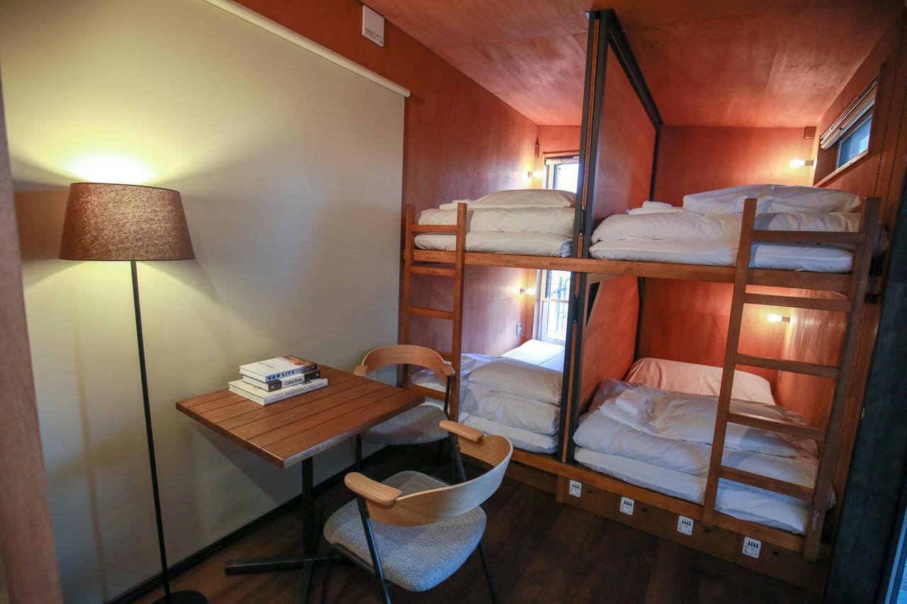 Tinys Yokohama Hinodecho Hostel Exterior photo